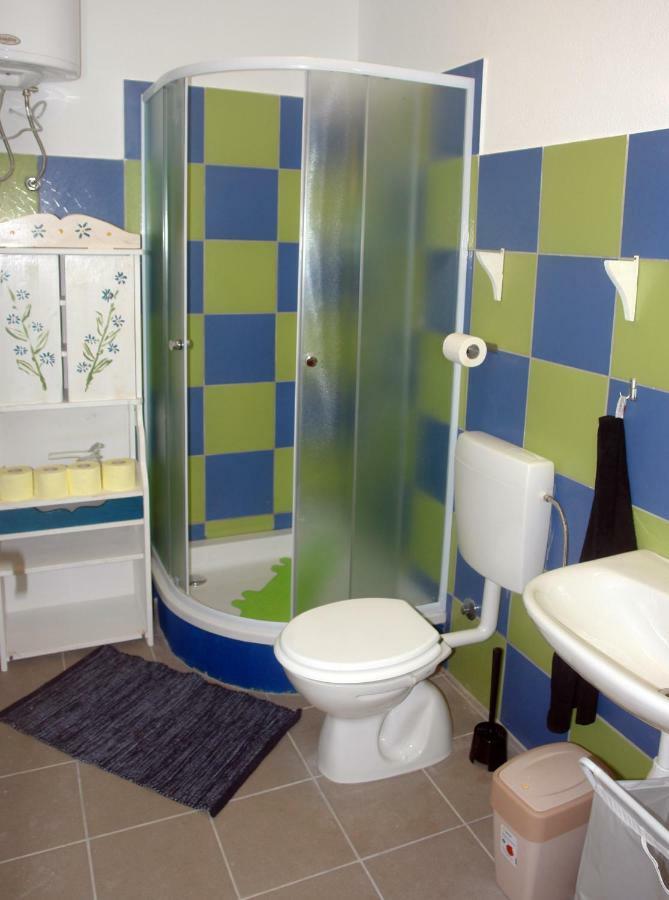 Maramare Apartments Stara Baška Eksteriør billede