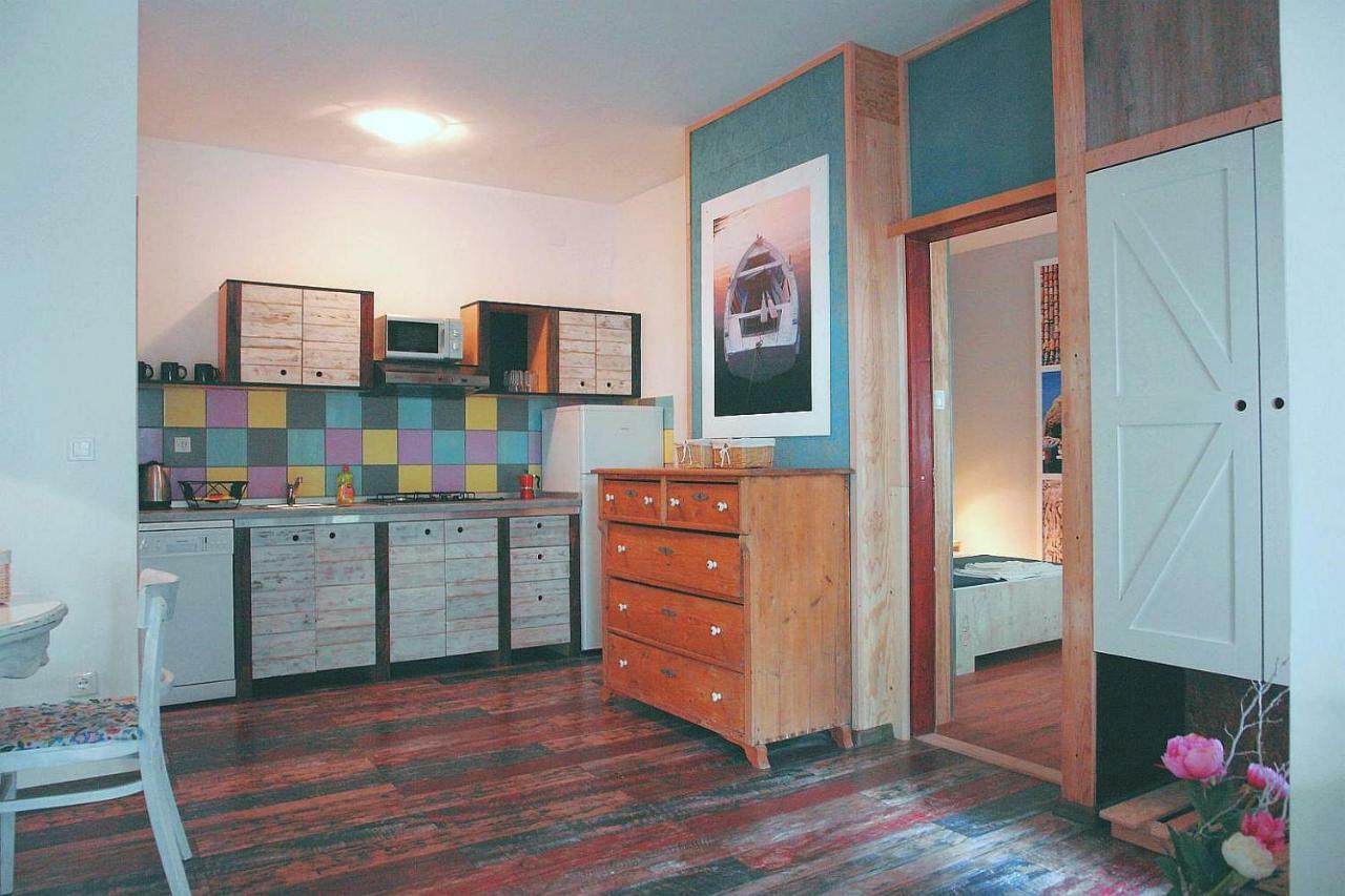 Maramare Apartments Stara Baška Eksteriør billede
